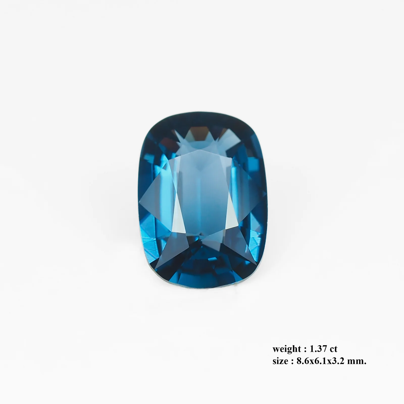 1.37 ct Tanzanian Unheated Spinel – Vivid Cobalt-Blue Cushion