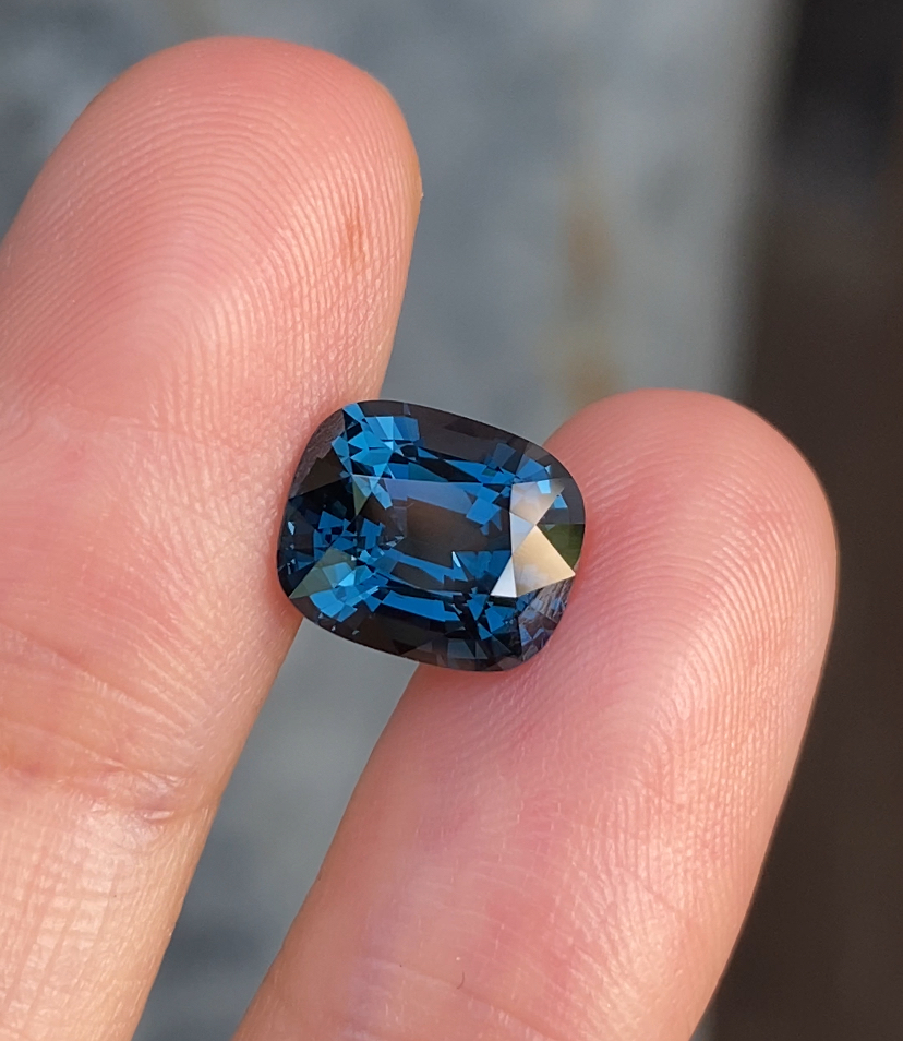 Blue spinel 3.33ct. 